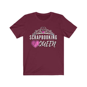 Scrapbooking Queen: Short Sleeve T-Shirt